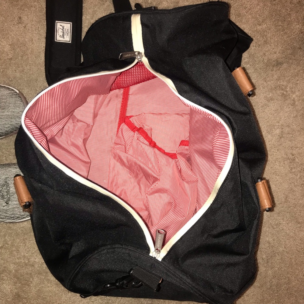 Herschel Supply Co. Novel Weekender Duffle Bag - Picture 4 of 8